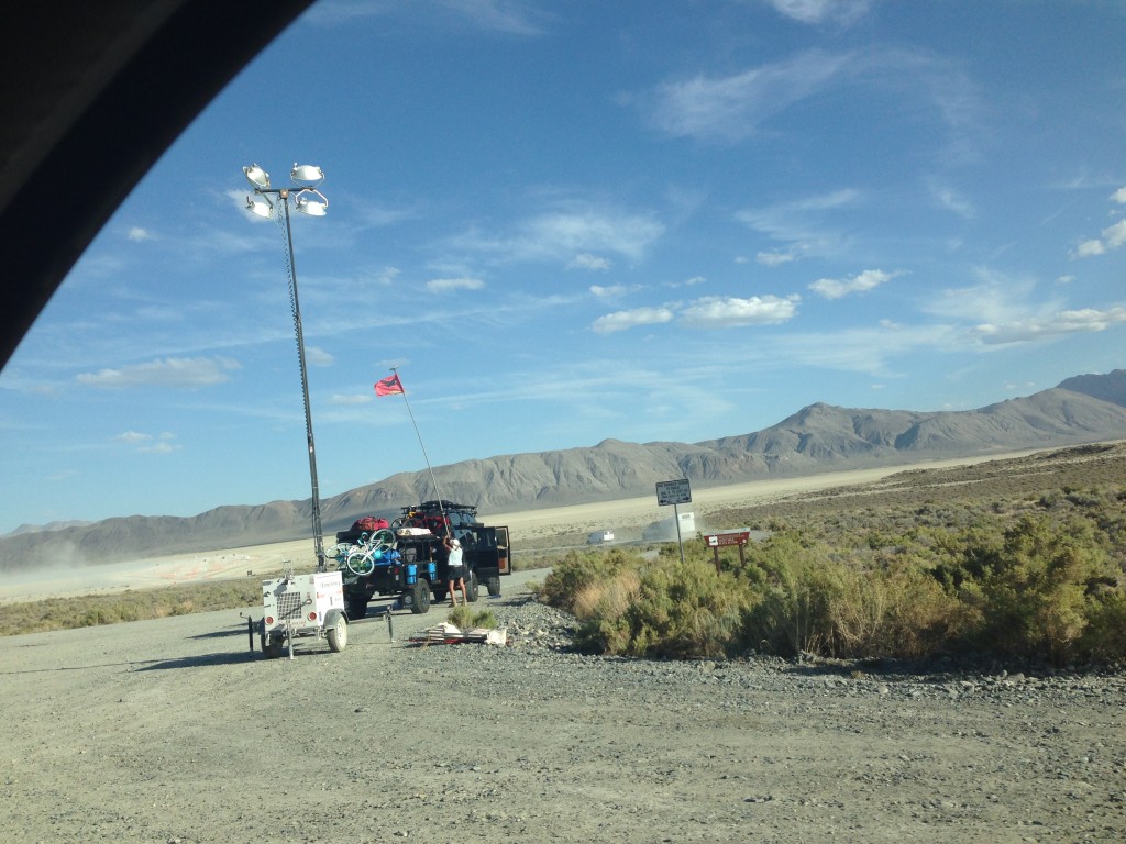 The turnoff from the highway onto playa.