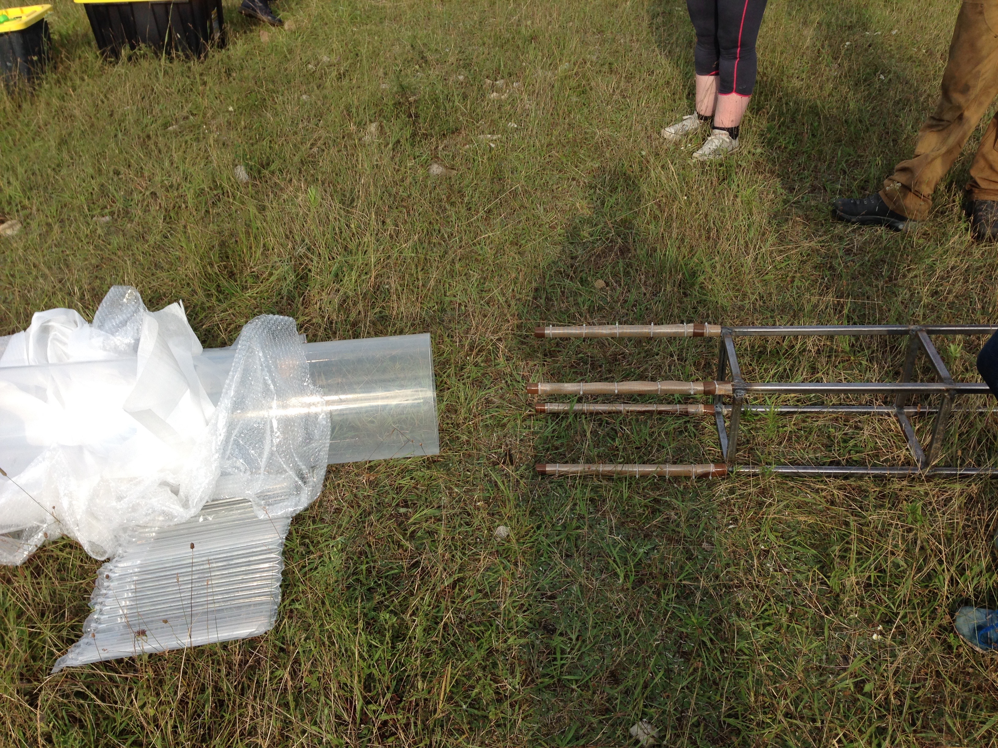 The quartz tube and welded metal stand, (almost) together at last!